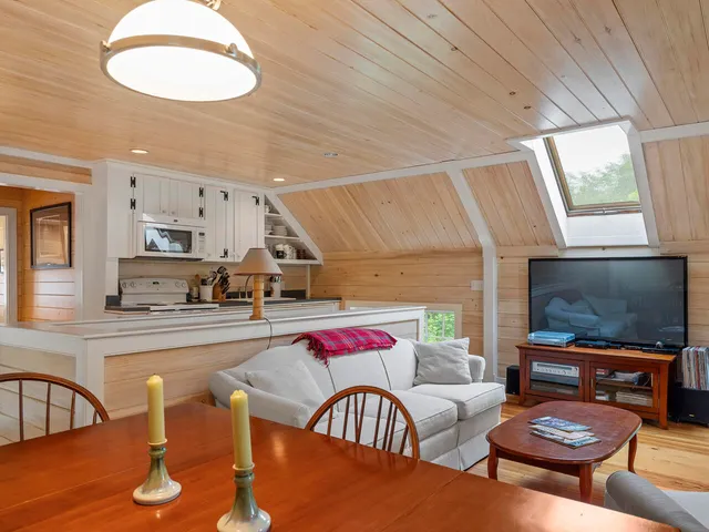 $600,000 | 2593 Bristol Road, Bristol, ME 04554