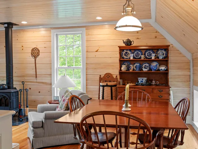 $600,000 | 2593 Bristol Road, Bristol, ME 04554