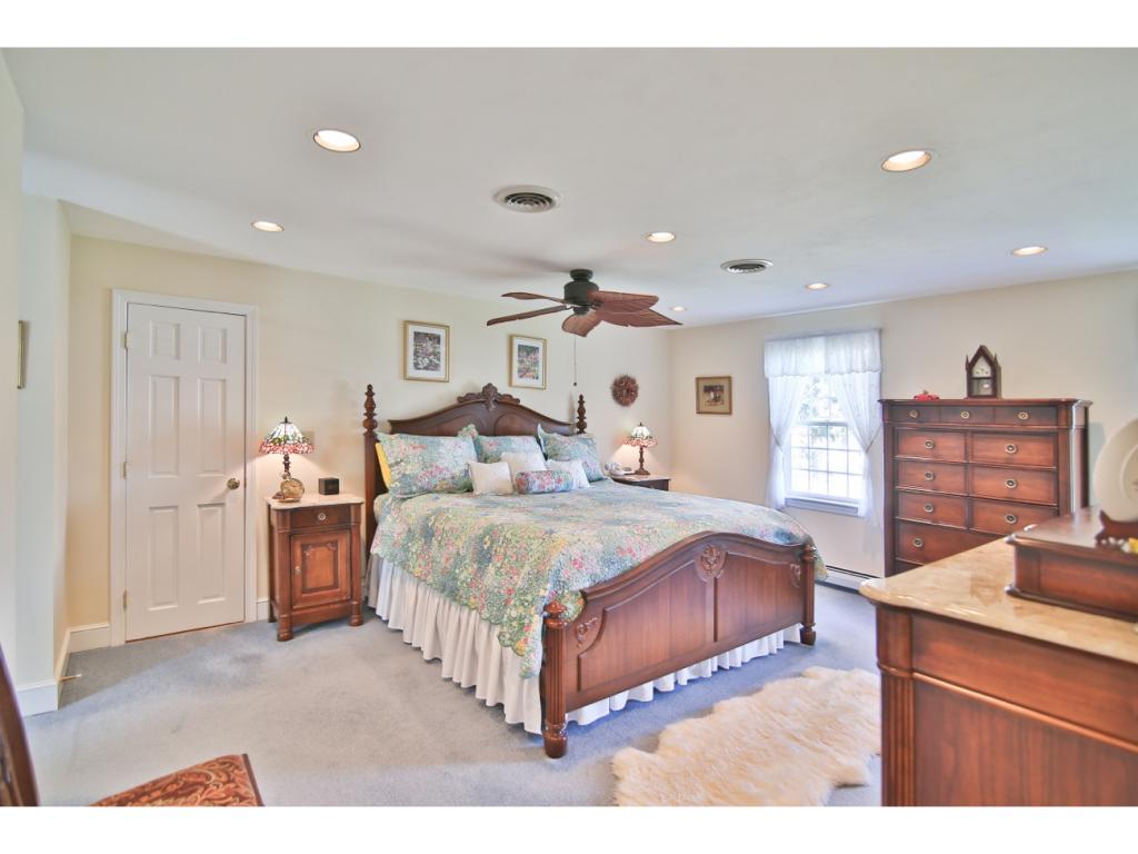 329 Winnacunnet Road Hampton, NH 03842 - Photo 18 of 30