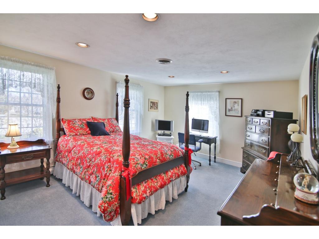 329 Winnacunnet Road Hampton, NH 03842 - Photo 22 of 30