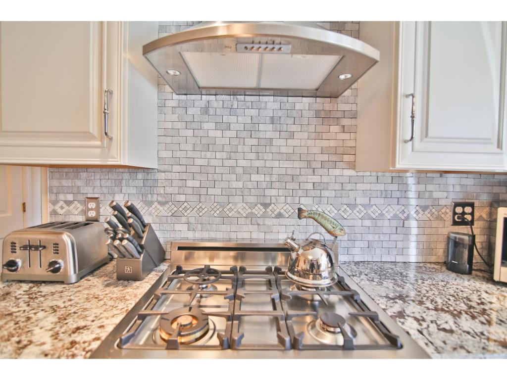 329 Winnacunnet Road Hampton, NH 03842 - Photo 7 of 30