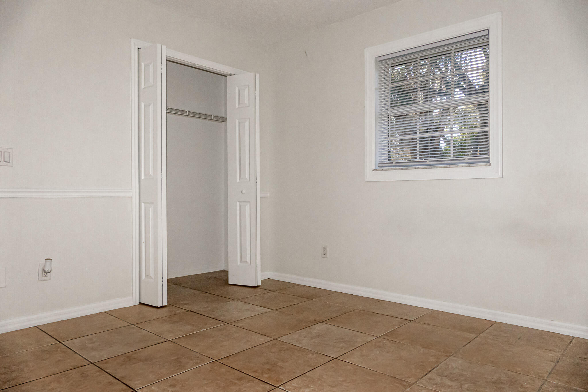 620 West Weatherbee Road Fort Pierce, FL 34982 - Photo 21 of 47 P1040769