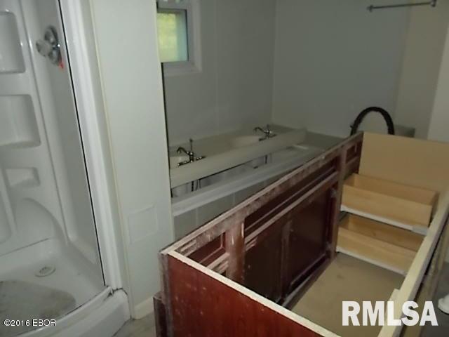 11850 East Idlewood Road Mount Vernon, IL 62864 - Photo 14 of 17 Gallery Image 14