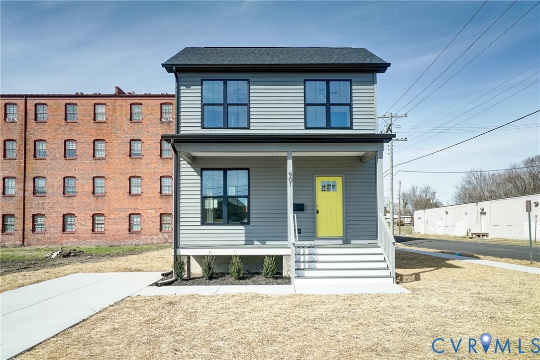 901 Commerce Street Petersburg, VA 23803 - Photo 2 of 40 a house with a outdoor space
