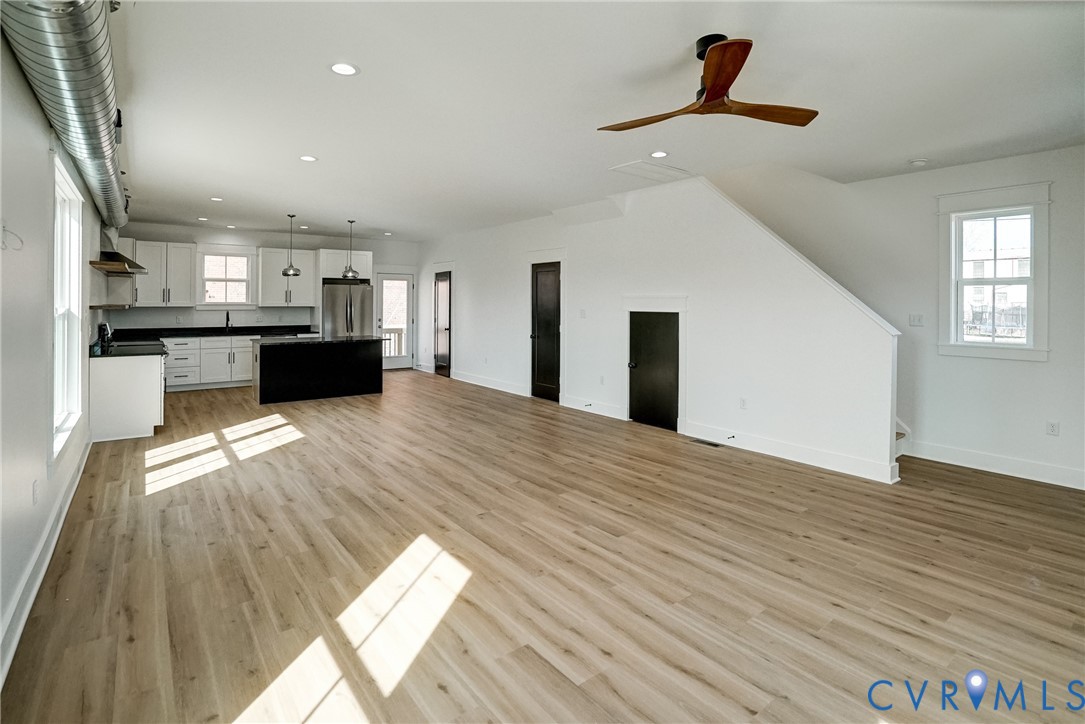 901 Commerce Street Petersburg, VA 23803 - Photo 10 of 40 a view of kitchen and windows