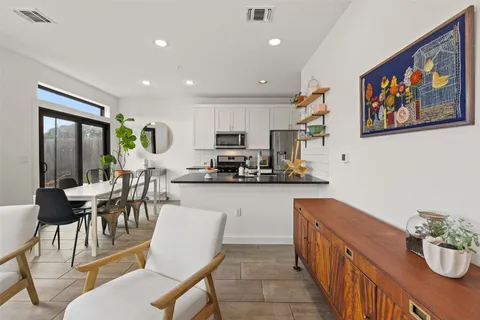 $460,000 | 6409 Berkman Drive, Unit 6, Austin, TX 78723