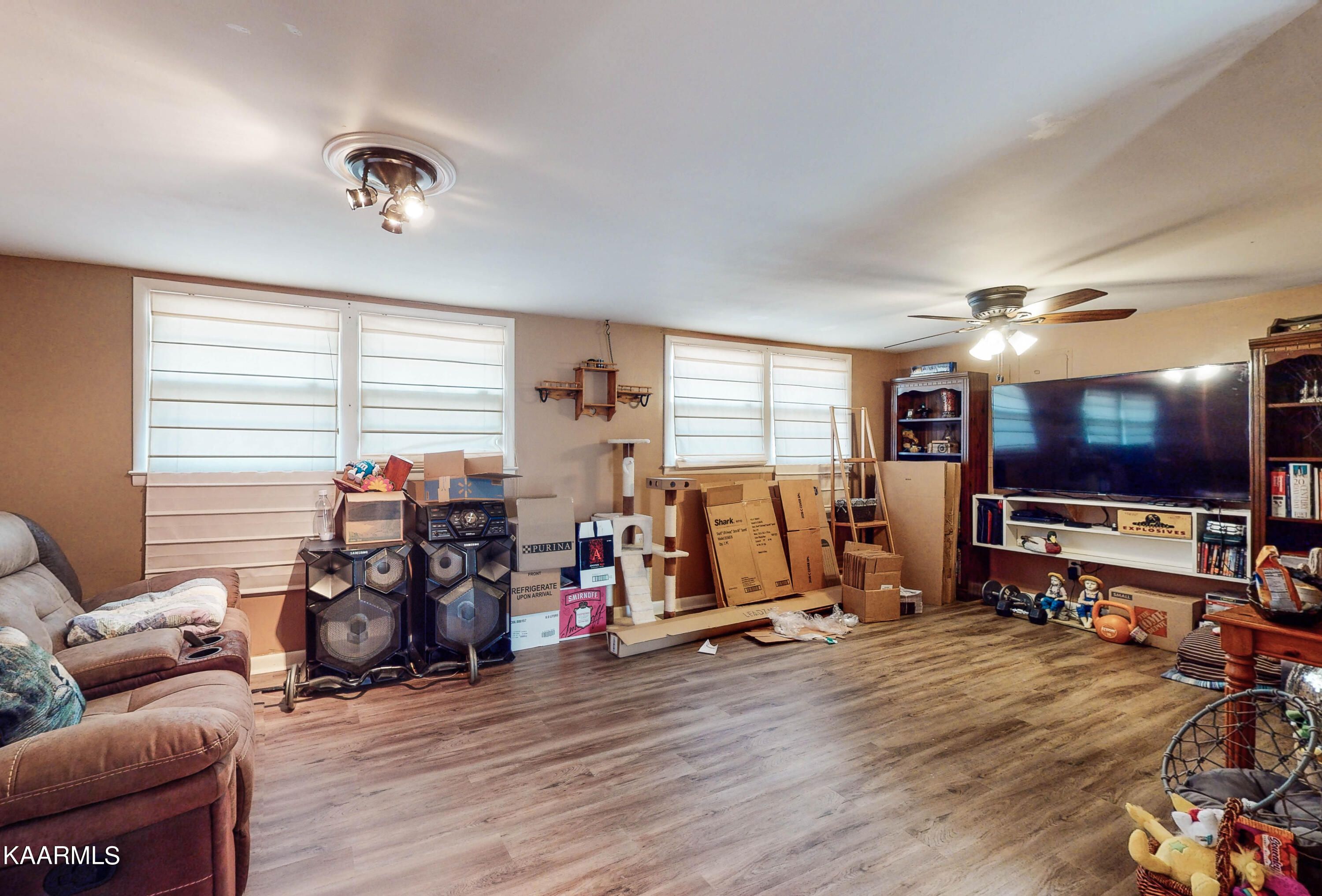 110 Lehigh Lane Oak Ridge, TN 37830 - Photo 14 of 18 110-Lehigh-Ln-02232023_143956