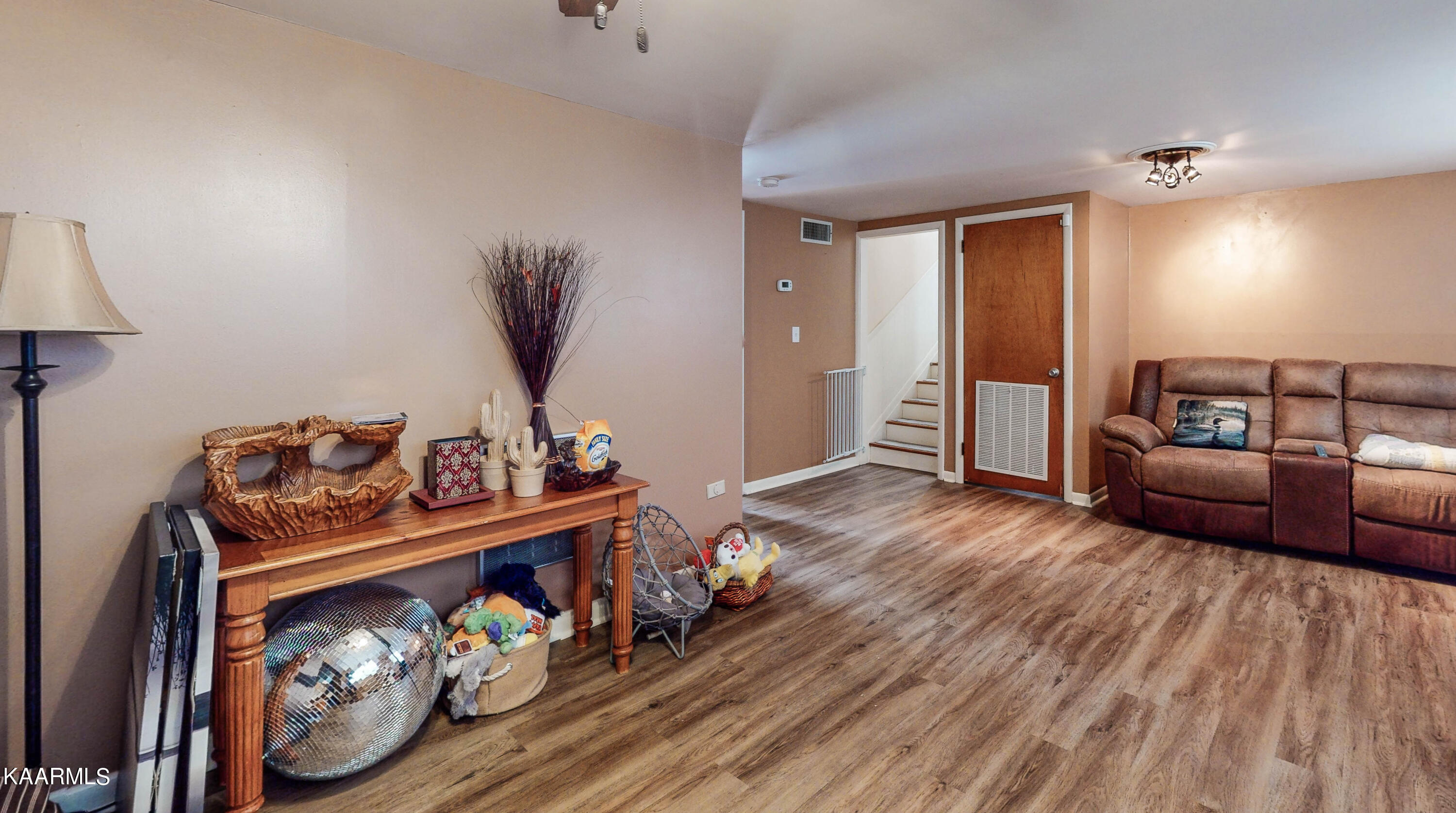 110 Lehigh Lane Oak Ridge, TN 37830 - Photo 15 of 18 110-Lehigh-Ln-02232023_144011