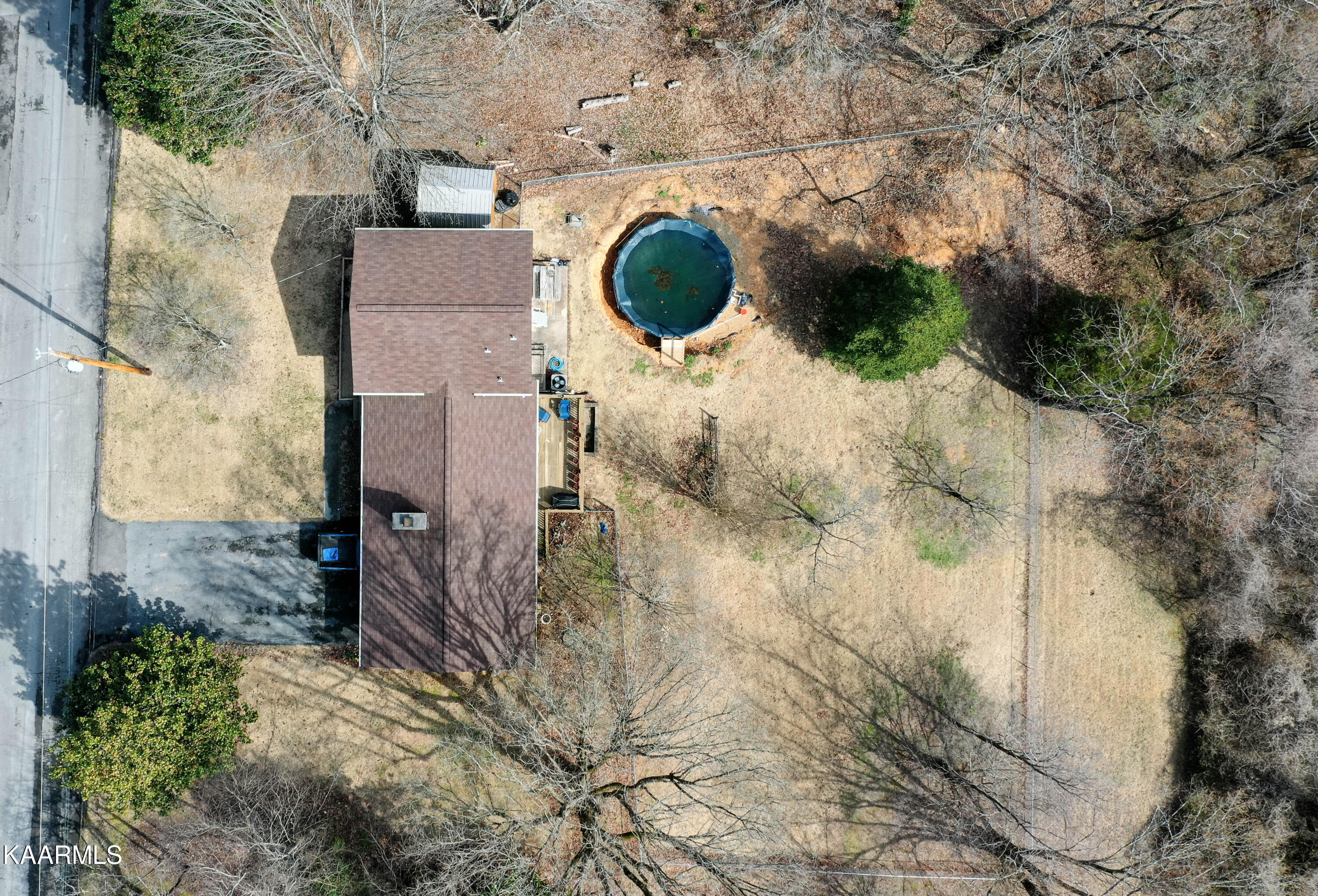 110 Lehigh Lane Oak Ridge, TN 37830 - Photo 4 of 18 DJI_0294-2