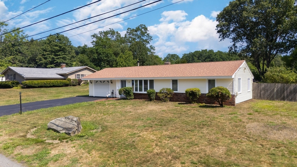 58 Cynthia Road Framingham, MA 01701 - Photo 2 of 42 Gallery Image 2