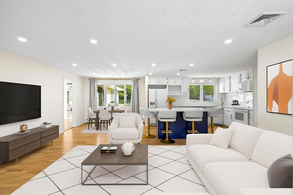 58 Cynthia Road Framingham, MA 01701 - Photo 7 of 42 Gallery Image 7