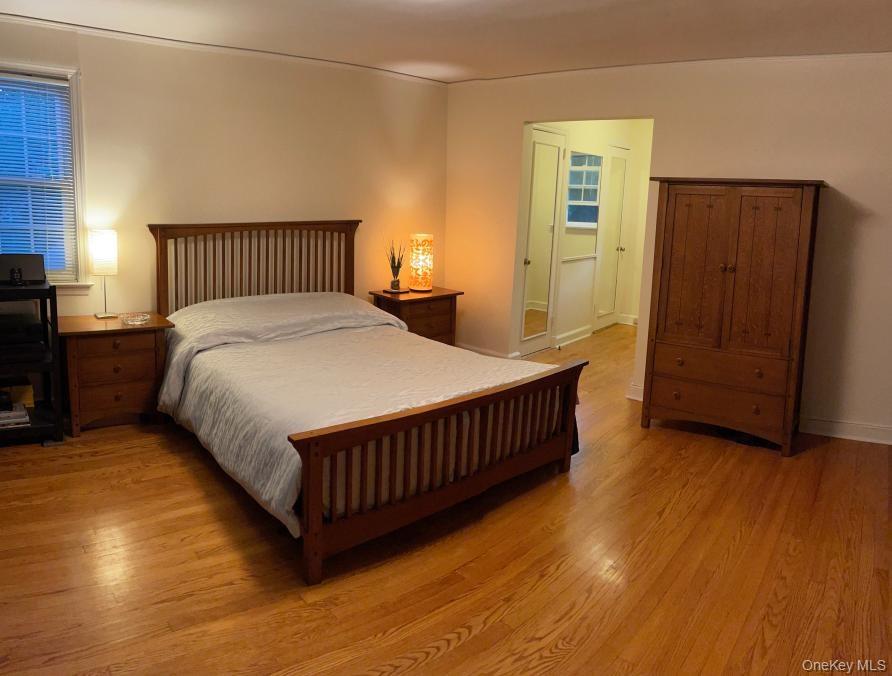 261 Fox Meadow Road Scarsdale, NY 10583 - Photo 5 of 18 Primary bedroom