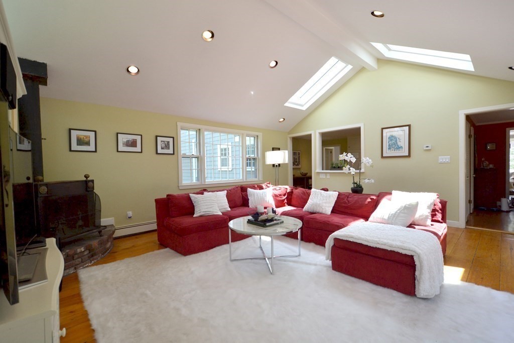 50 Rich Valley Road Wayland, MA 01778 - Photo 9 of 38 Gallery Image 9