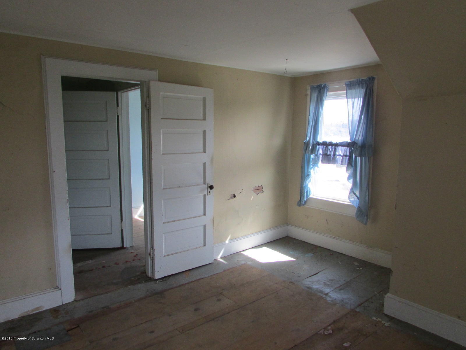 853 Hawley Road Montrose, PA 18801 - Photo 14 of 20 Gallery Image 14