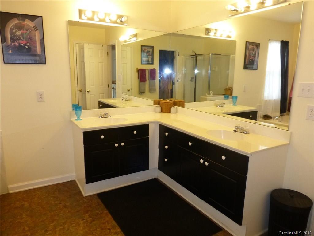 10422 Hellebore Road, Unit 50 Charlotte, NC 28213 - Photo 15 of 21 Gallery Image 15
