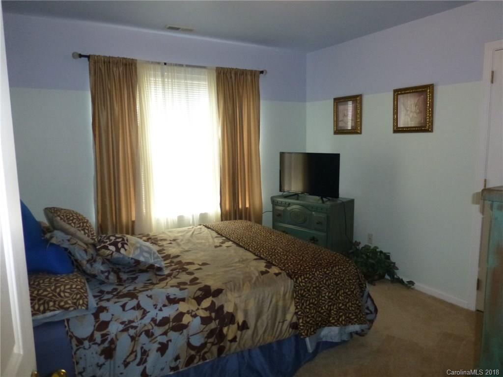 10422 Hellebore Road, Unit 50 Charlotte, NC 28213 - Photo 19 of 21 Gallery Image 19