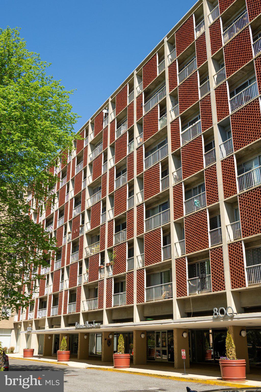 800 4th Street Southwest, Unit N107 Washington, DC 20024 - Photo 33 of 52 Modern architecture meets urban charm.