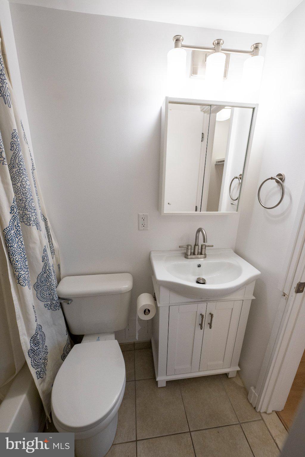 800 4th Street Southwest, Unit N107 Washington, DC 20024 - Photo 6 of 52 Bright and modern bathroom retreat.
