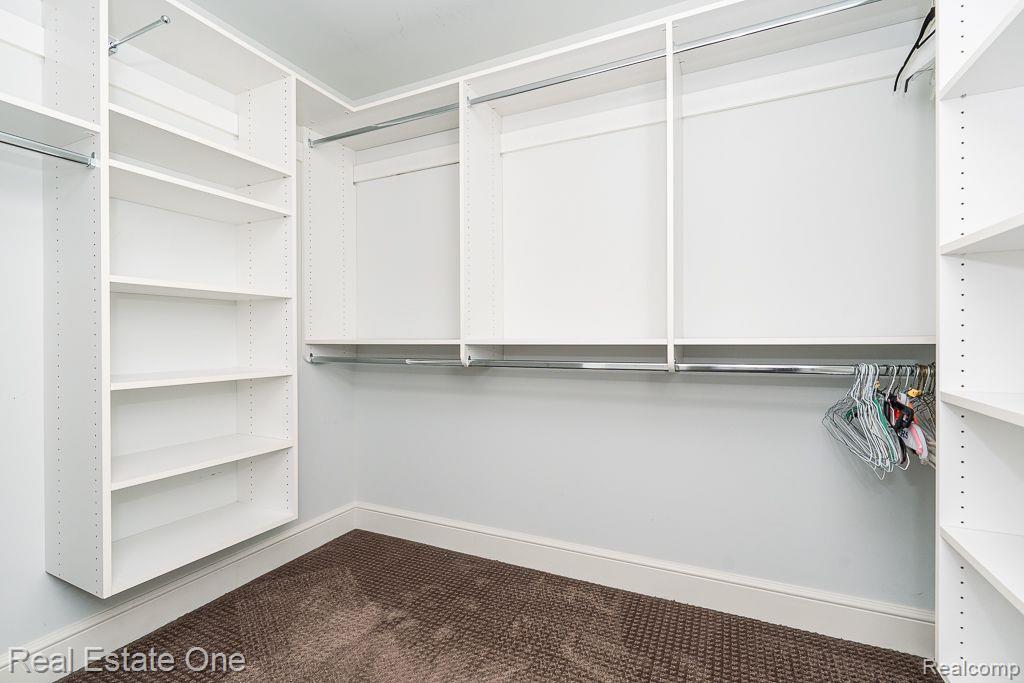 611 Wellington Circle Rochester Hills, MI 48309 - Photo 57 of 70