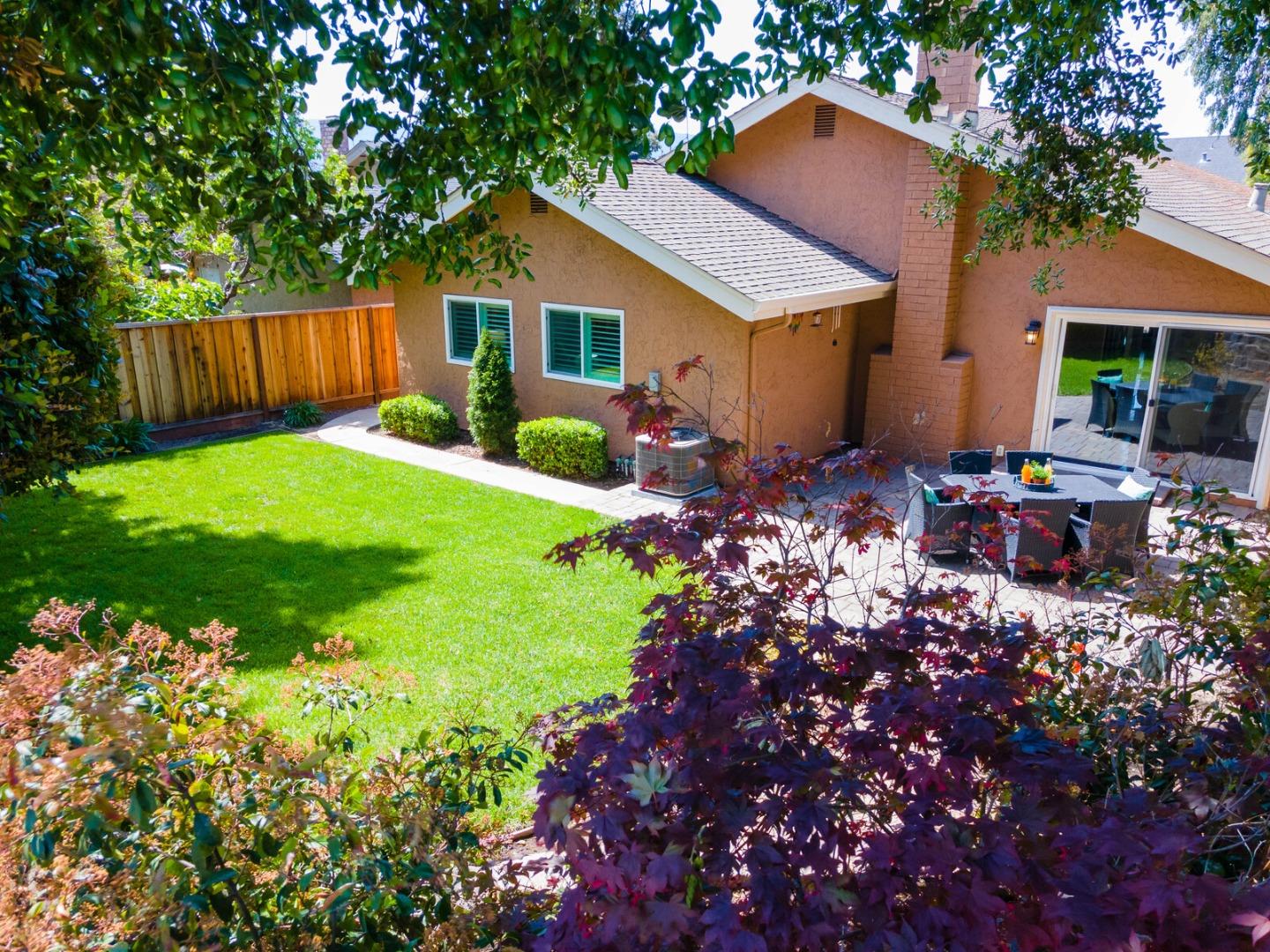 4240 Briarglen Drive San Jose, CA 95118 - Photo 37 of 42 a front view of house with a garden
