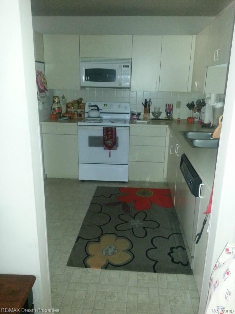 condo 7.jpg