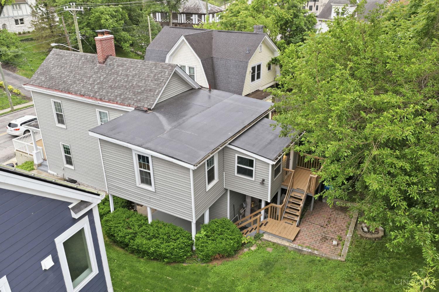 3262 Linwood Avenue Cincinnati, OH 45208 - Photo 47 of 53