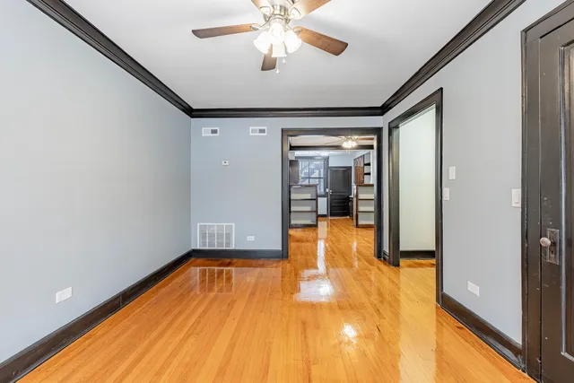 $890 | 3021 West 58th Street, Unit 1, Chicago, IL 60629