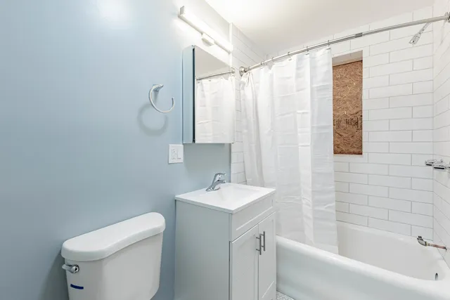 $890 | 3021 West 58th Street, Unit 1, Chicago, IL 60629