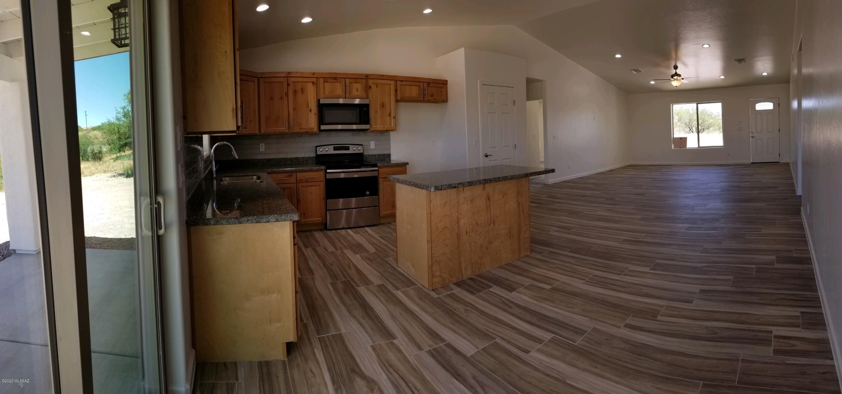 290 Guaymas Court Rio Rico, AZ 85648 - Photo 3 of 13