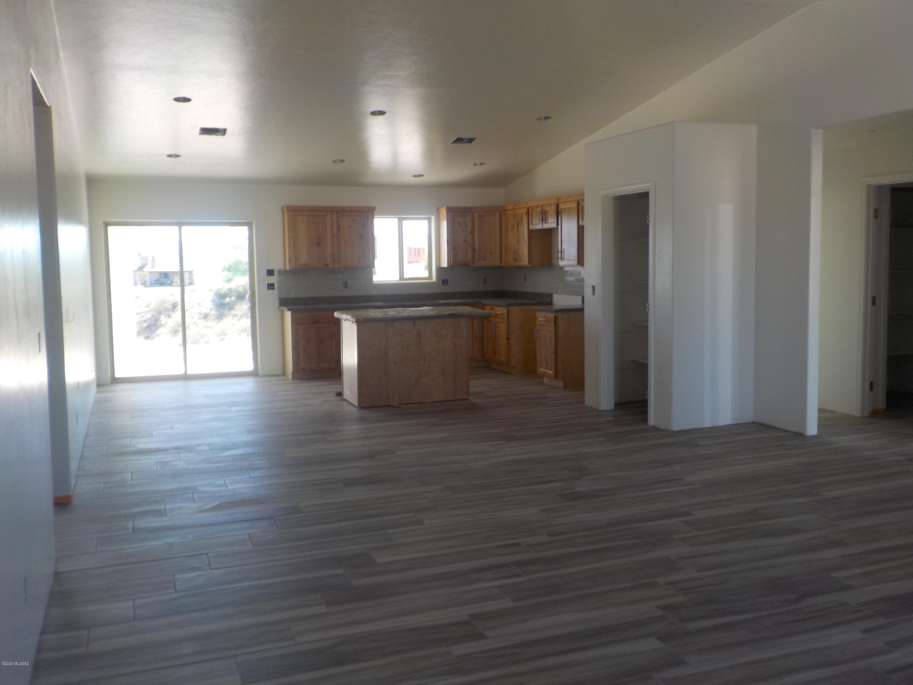 290 Guaymas Court Rio Rico, AZ 85648 - Photo 4 of 13