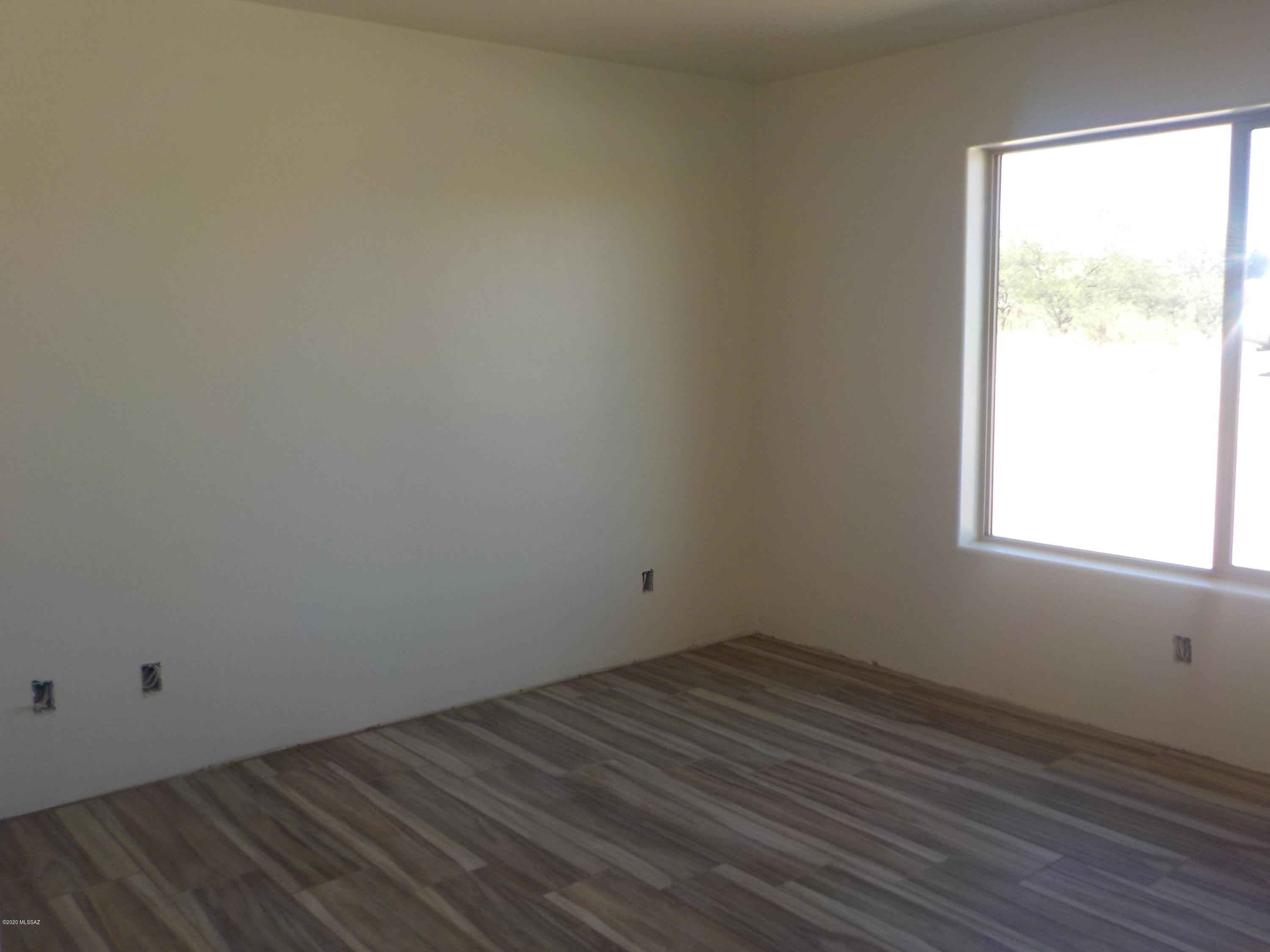 290 Guaymas Court Rio Rico, AZ 85648 - Photo 6 of 13