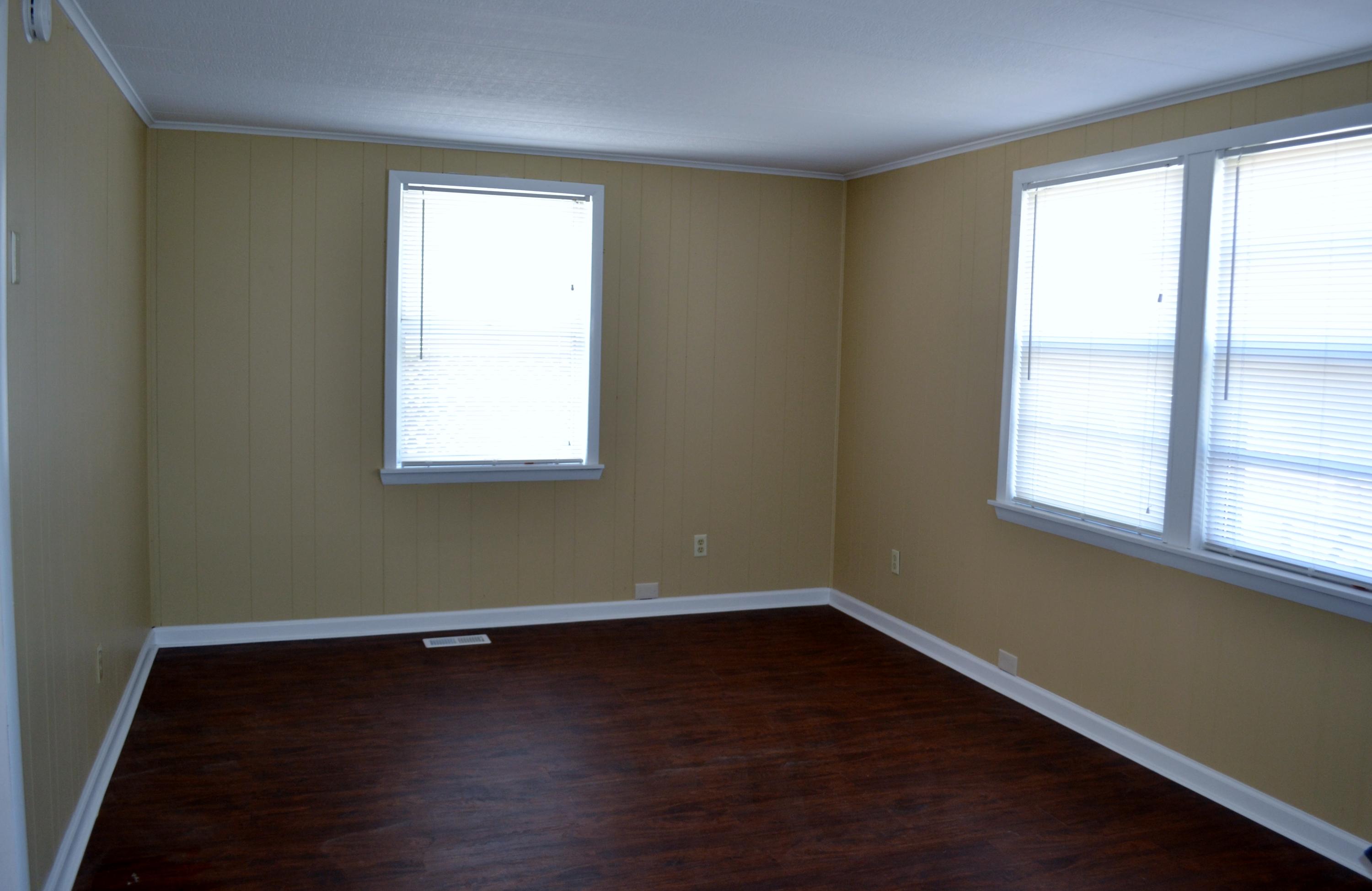7544 Beaver Ridge Road Knoxville, TN 37931 - Photo 3 of 25 Living