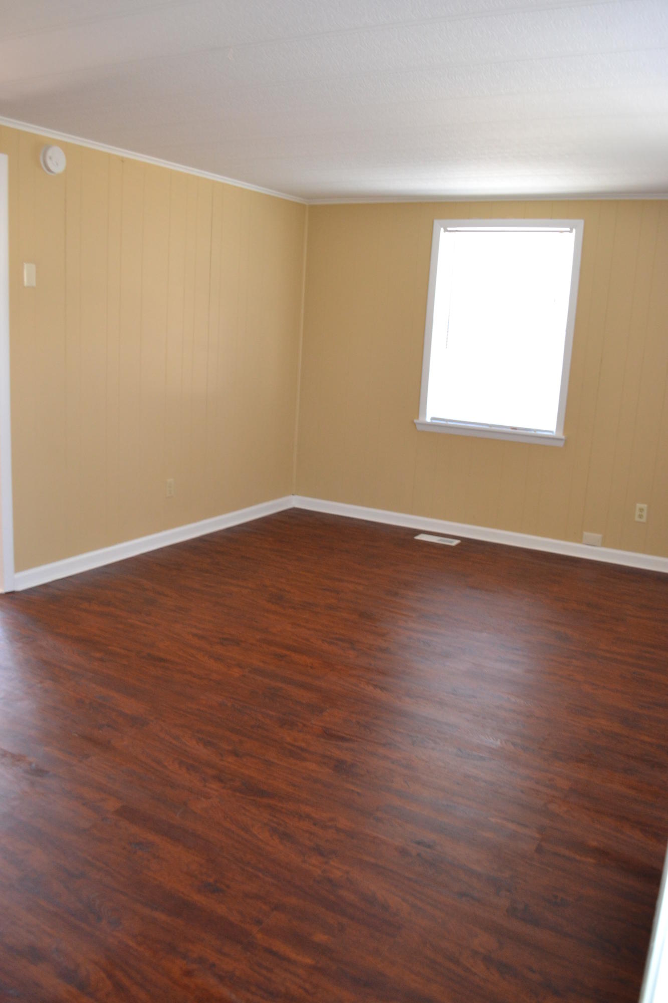 7544 Beaver Ridge Road Knoxville, TN 37931 - Photo 6 of 25 Living 4