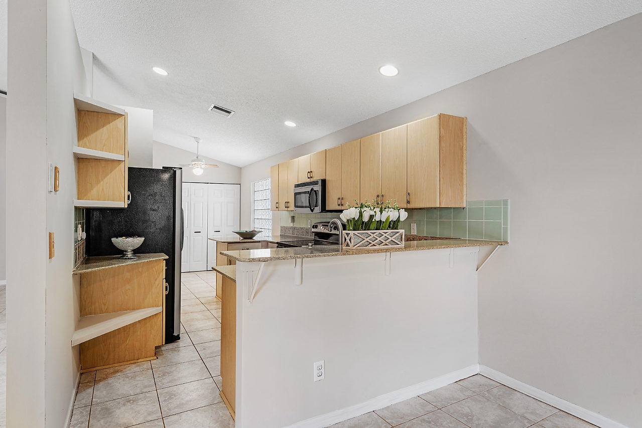 1874 Barnstable Road Wellington, FL 33414 - Photo 12 of 46 012-1874BarnstableRd-Wellington-FL-small