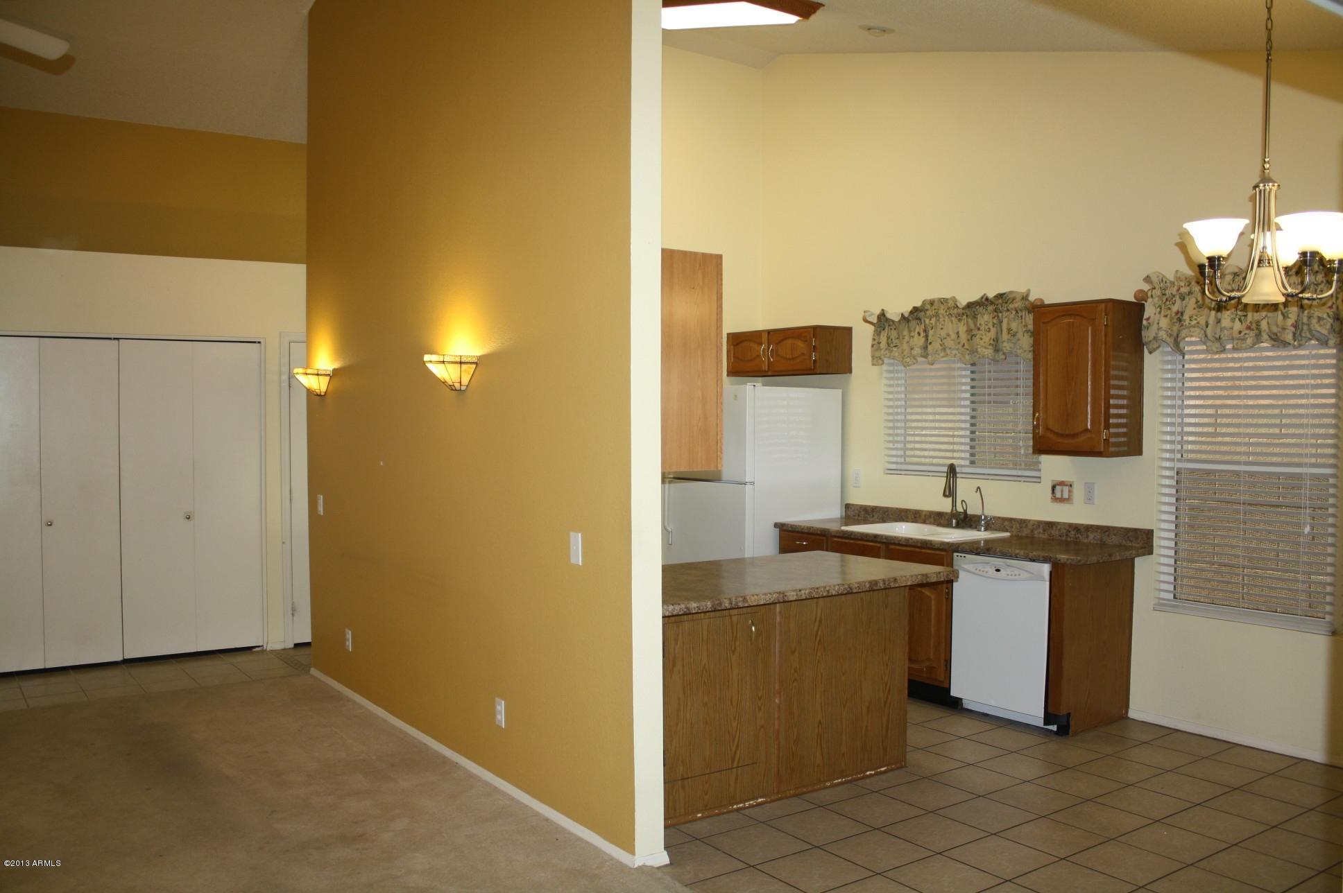 2746 East Rockledge Road Phoenix, AZ 85048 - Photo 13 of 39 12-9-13 (45)