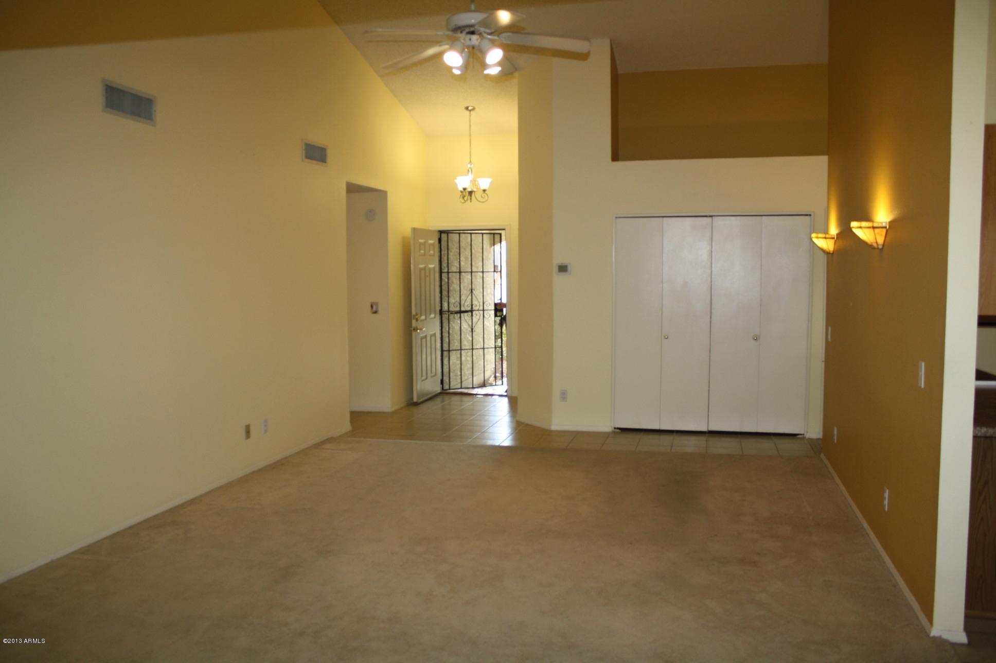 2746 East Rockledge Road Phoenix, AZ 85048 - Photo 14 of 39 12-9-13 (46)