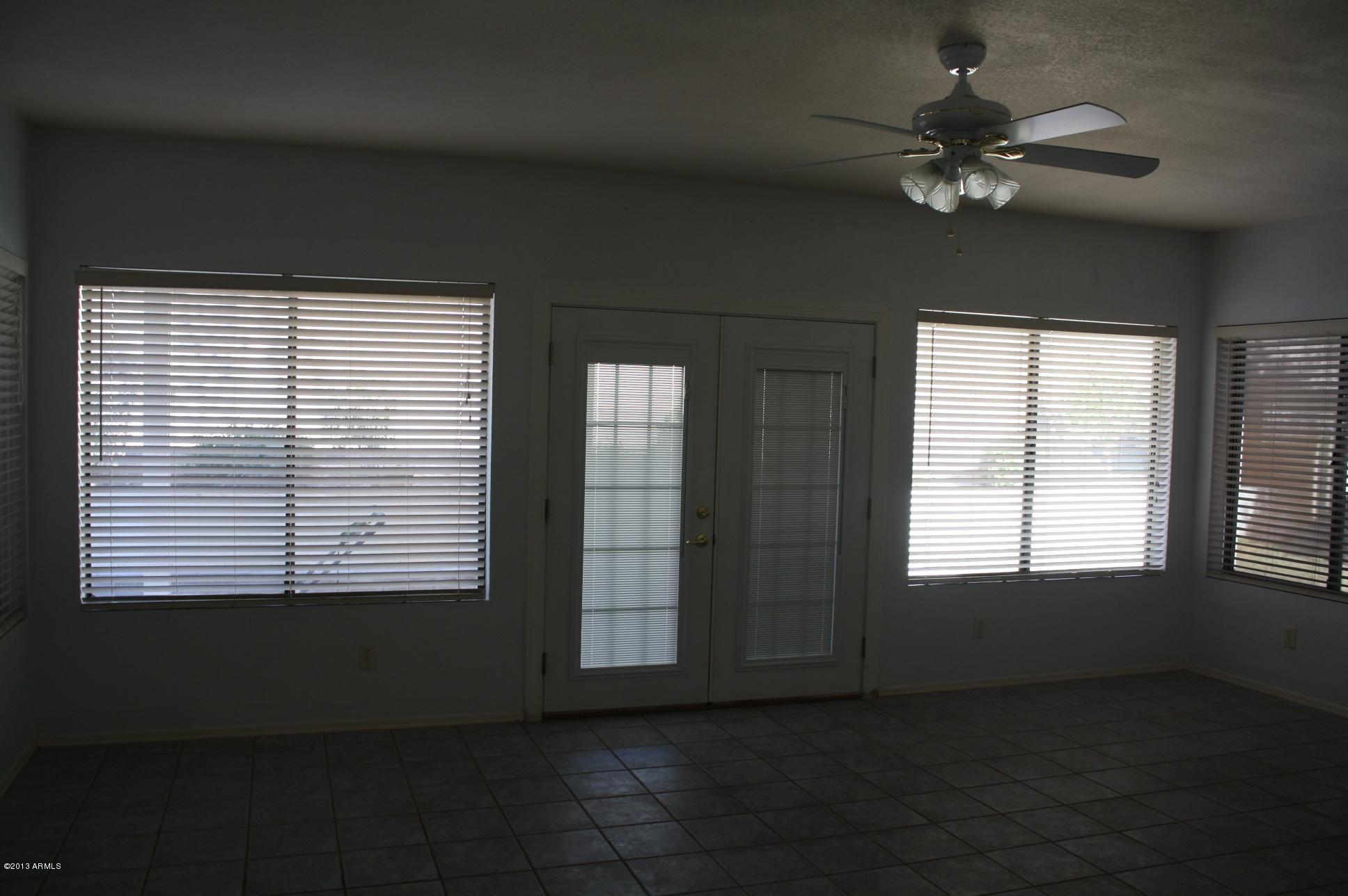 2746 East Rockledge Road Phoenix, AZ 85048 - Photo 16 of 39 12-9-13 (50)
