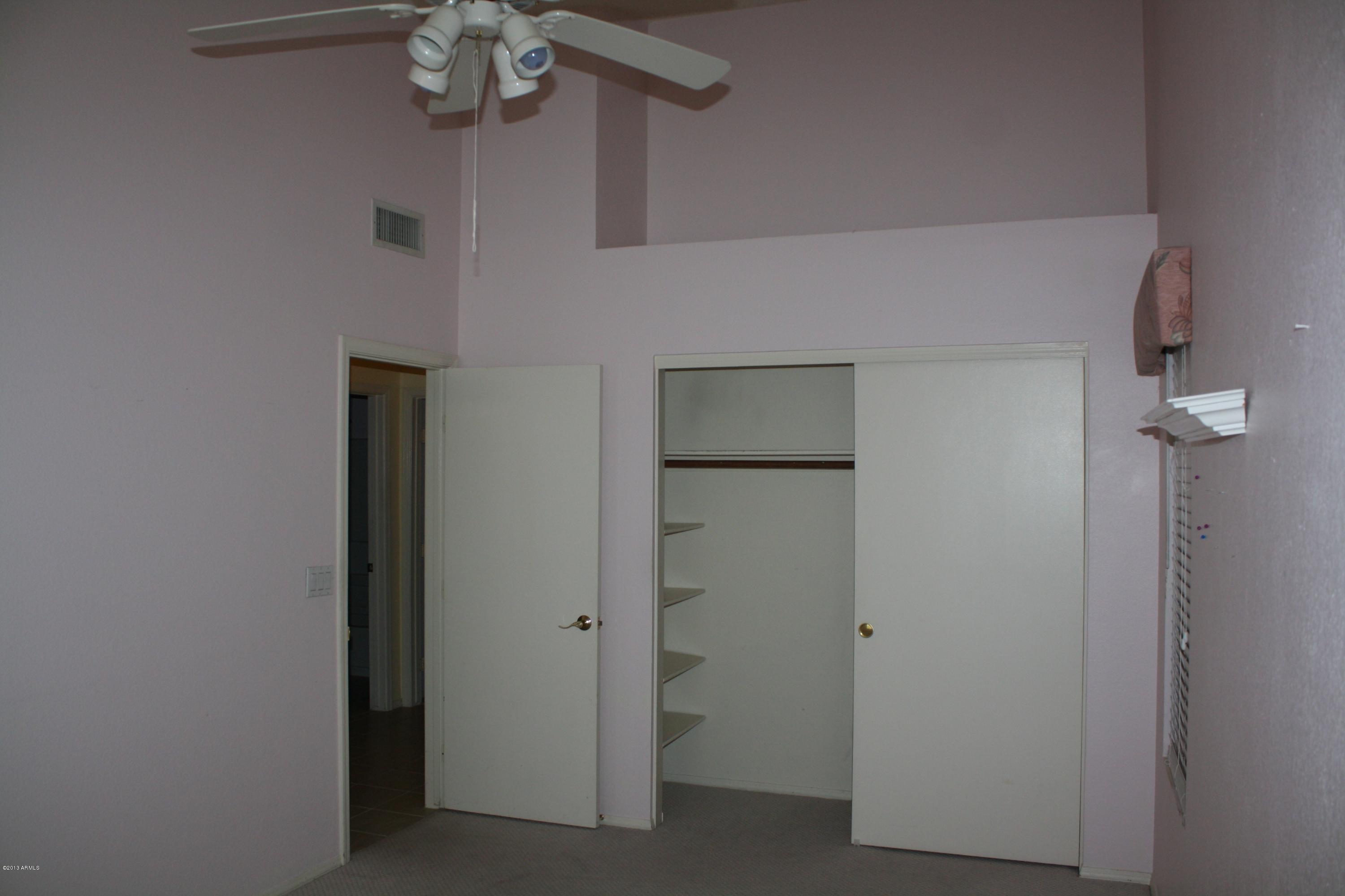 2746 East Rockledge Road Phoenix, AZ 85048 - Photo 23 of 39 12-9-13 (86)