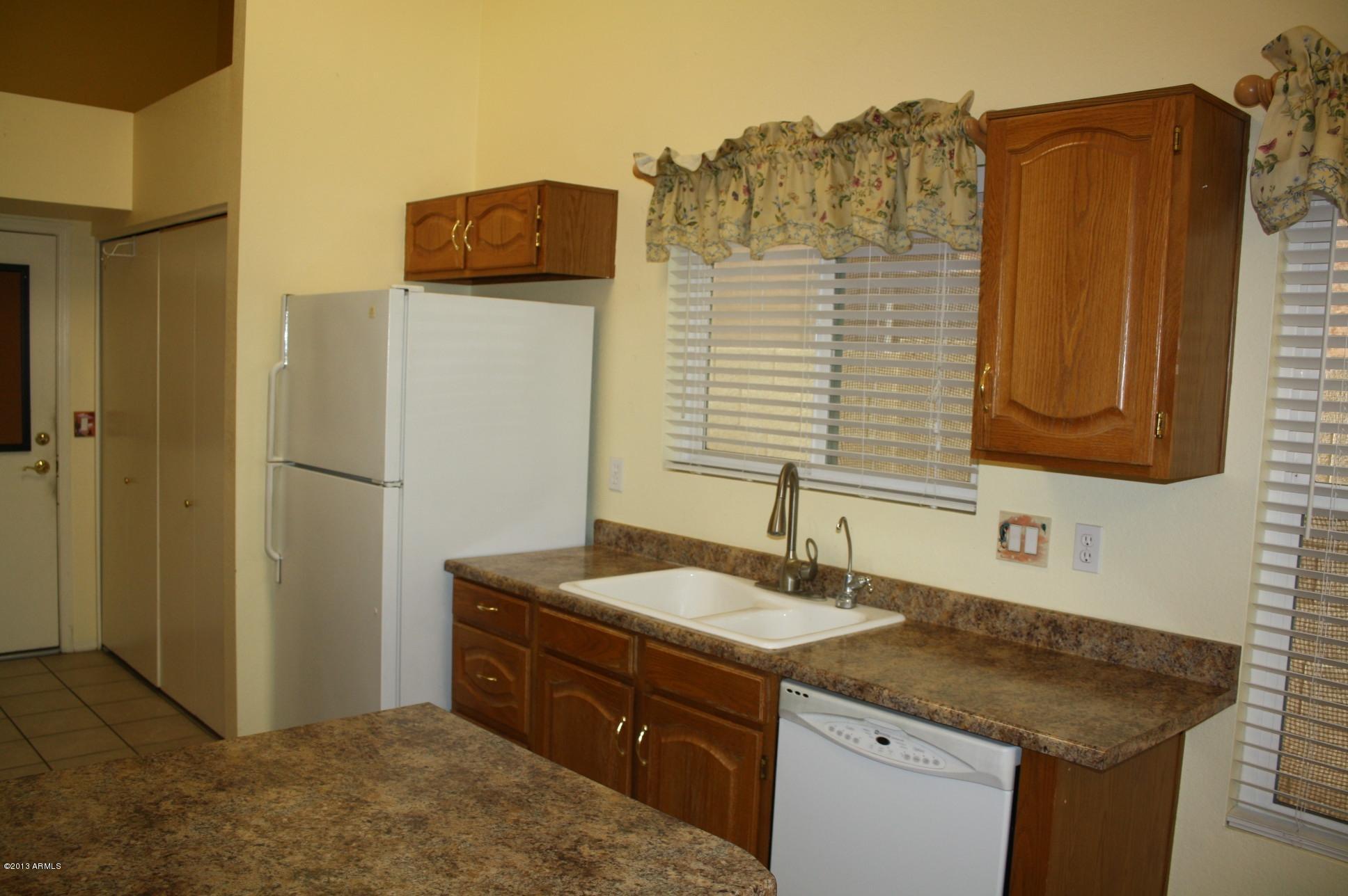 2746 East Rockledge Road Phoenix, AZ 85048 - Photo 6 of 39 12-9-13 (25)