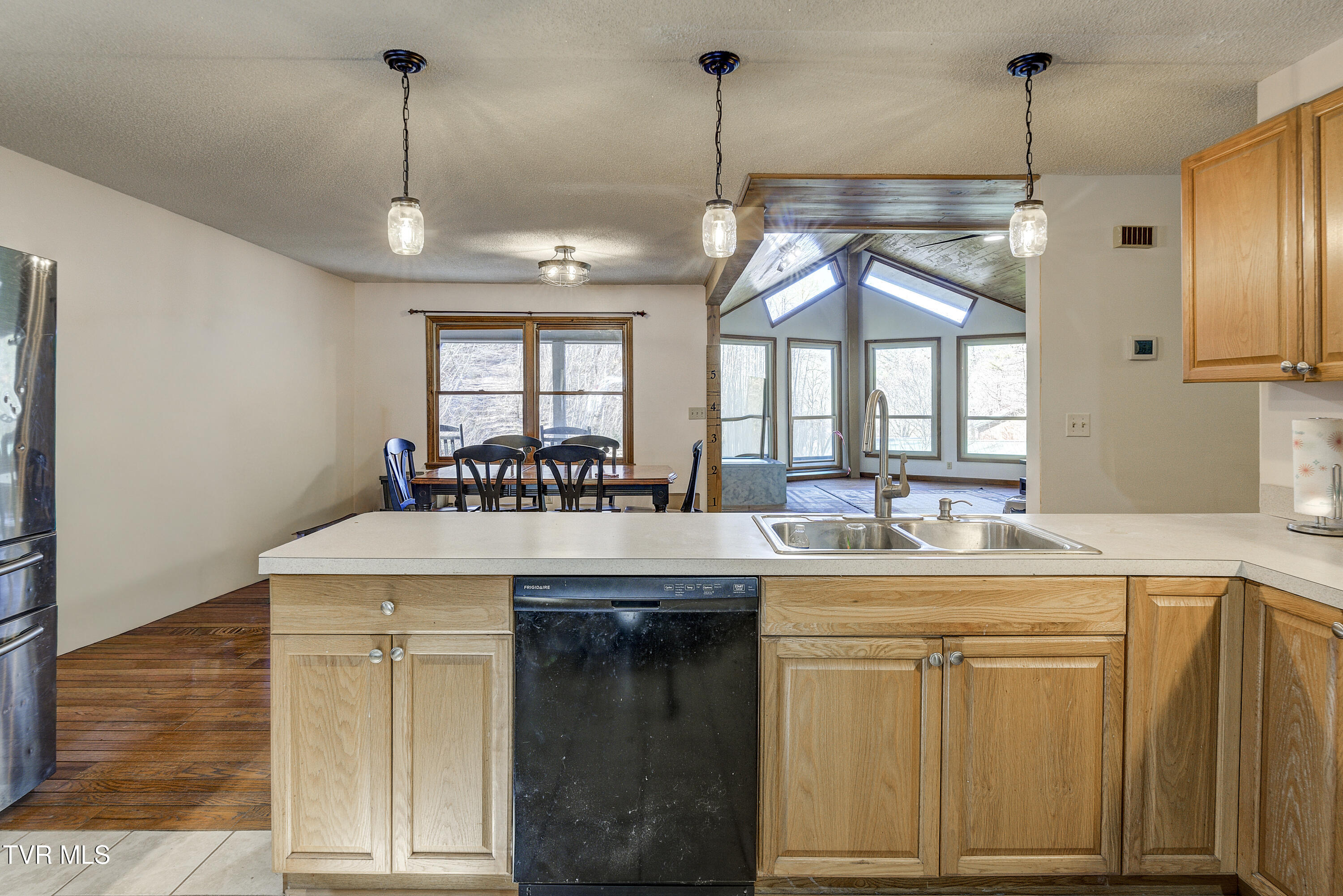 124 Ogle Road Unicoi, TN 37692 - Photo 16 of 53 OgleRd--10