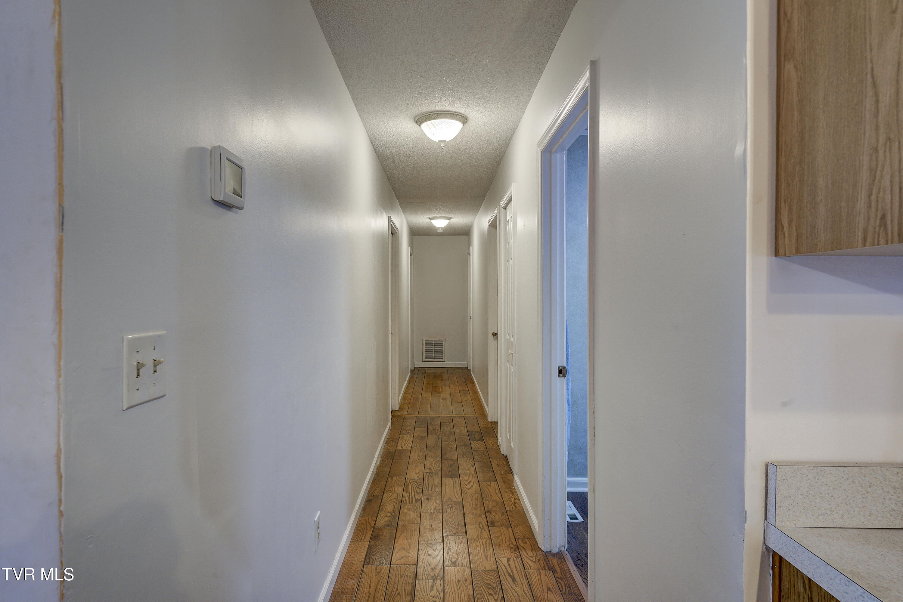 124 Ogle Road Unicoi, TN 37692 - Photo 18 of 53 OgleRd--12