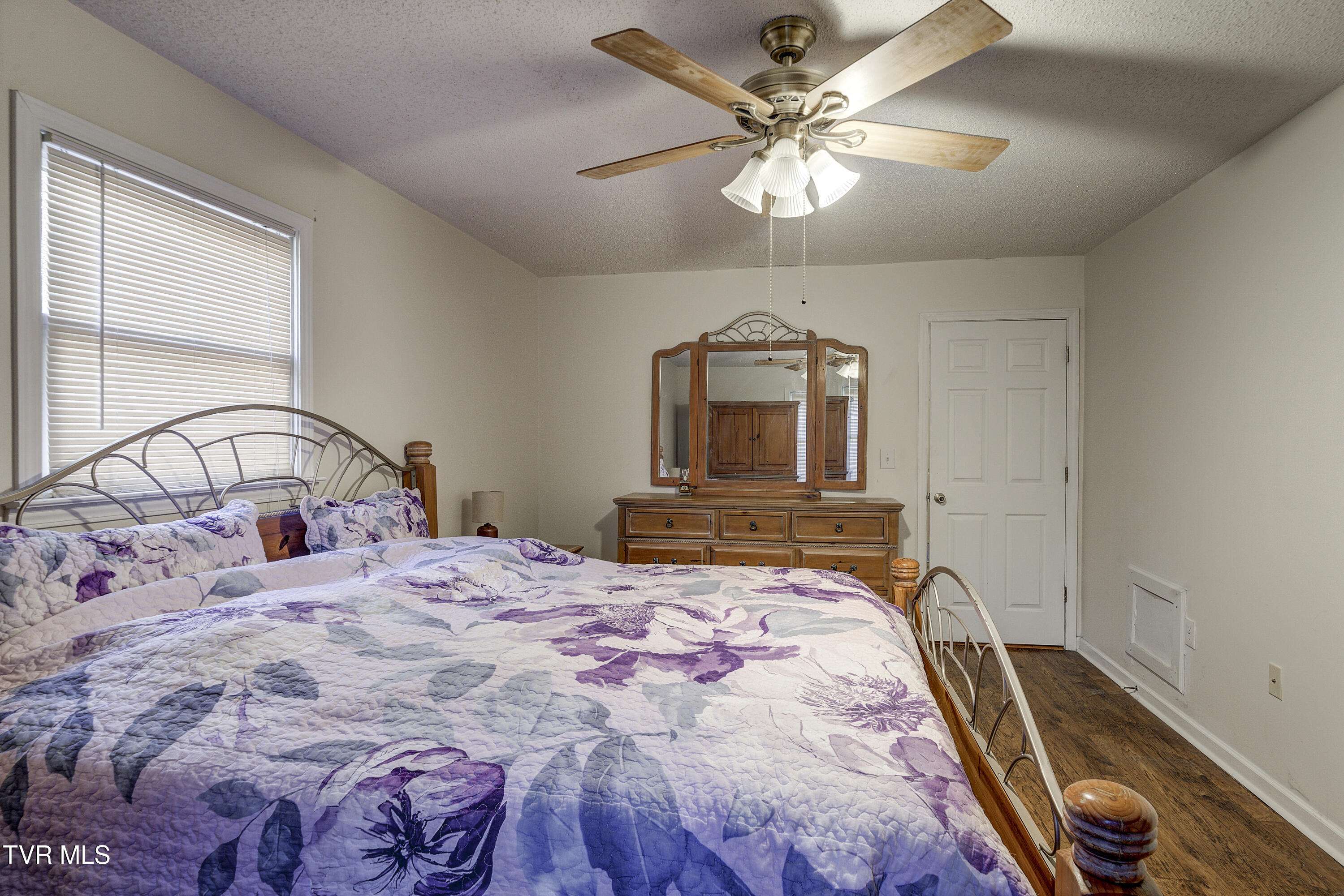 124 Ogle Road Unicoi, TN 37692 - Photo 28 of 53 OgleRd--22