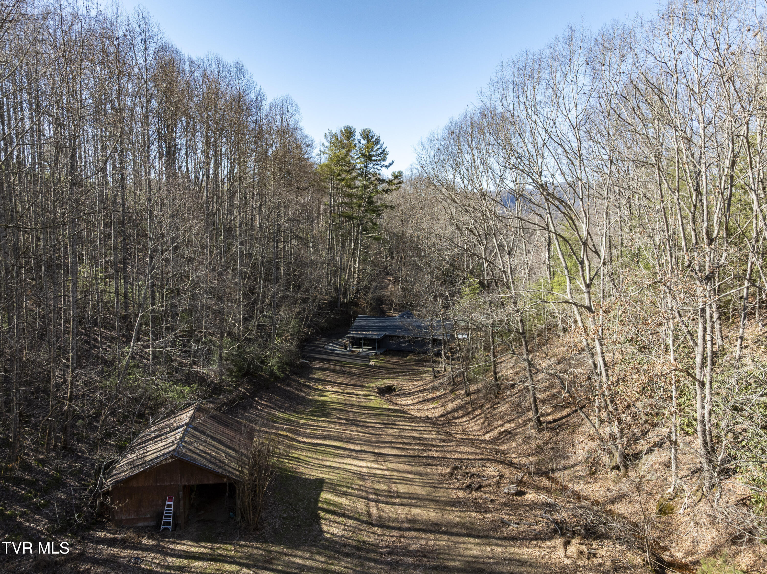 124 Ogle Road Unicoi, TN 37692 - Photo 36 of 53 Ogle-Aerials-4