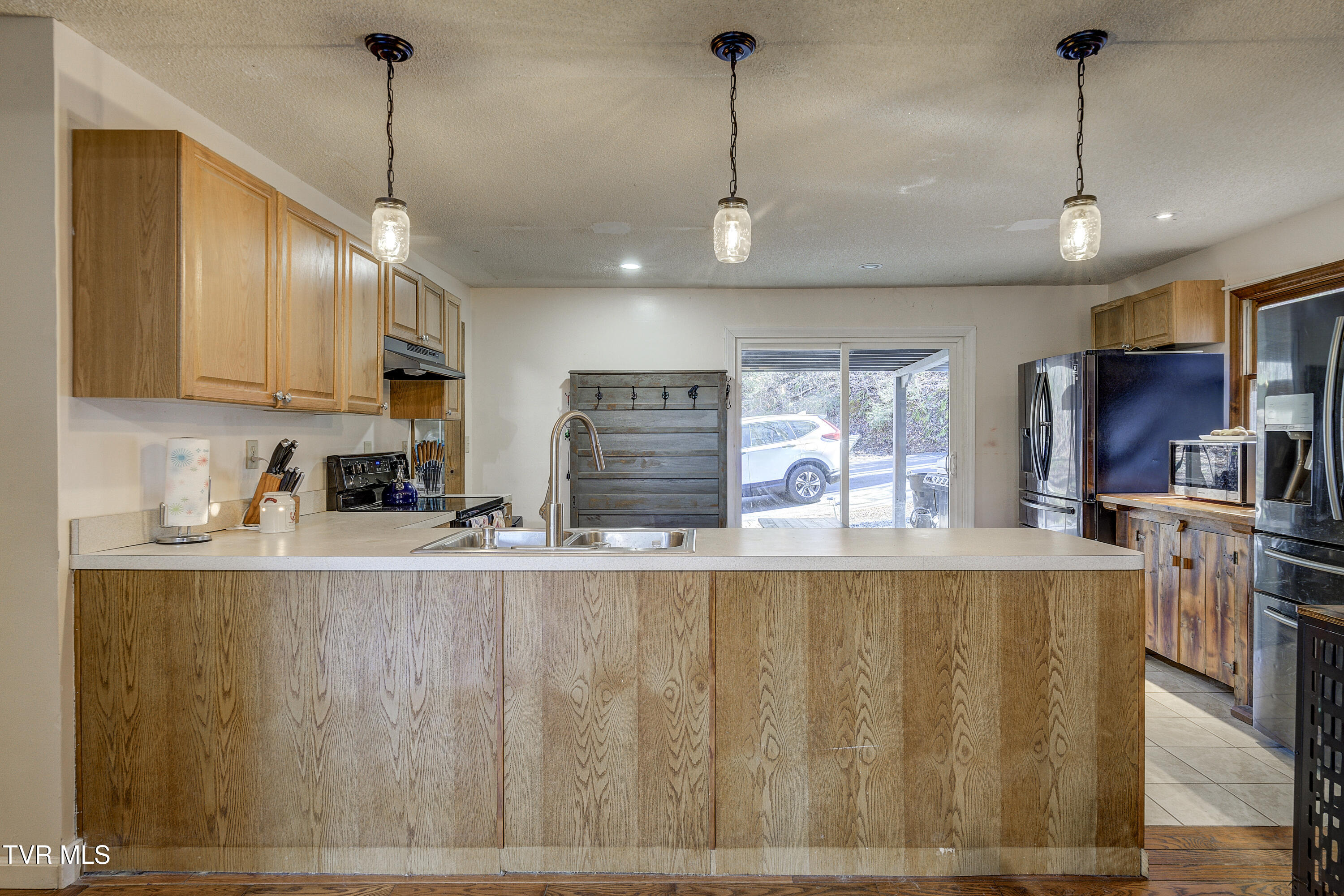 124 Ogle Road Unicoi, TN 37692 - Photo 10 of 53 OgleRd--4