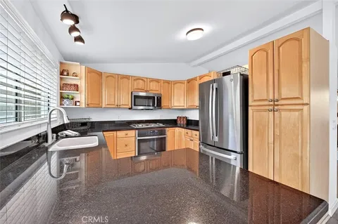 $2,495,000 | 1962 Fullerton Avenue, Costa Mesa, CA 92627