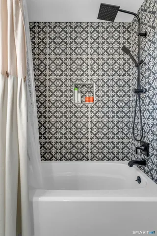 $999,900 | 1 Beamon Meadow Place, Old Saybrook, CT 06475