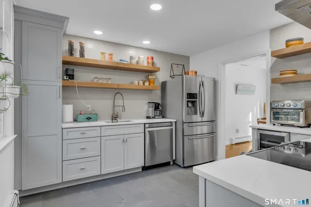 $999,900 | 1 Beamon Meadow Place, Old Saybrook, CT 06475