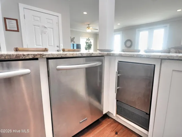 $3,425,000 | 140 East 1st Street, Ocean Isle Beach, NC 28469