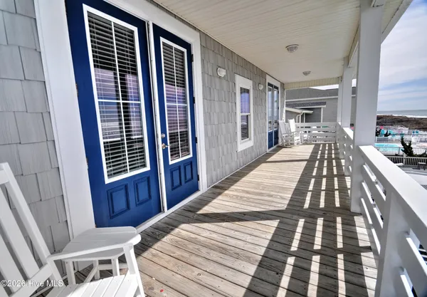 $3,425,000 | 140 East 1st Street, Ocean Isle Beach, NC 28469