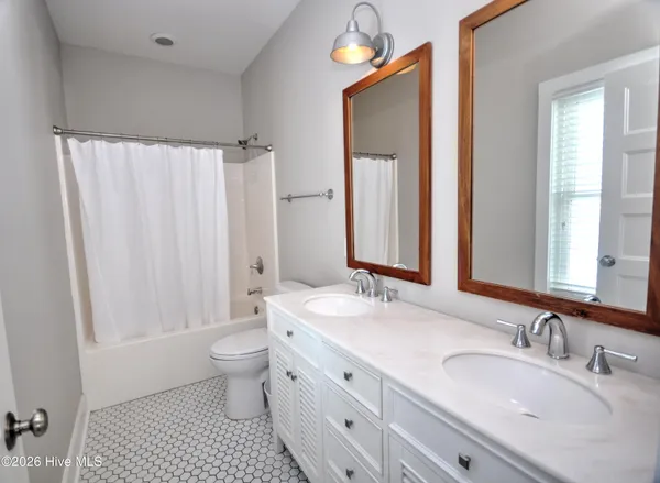 $3,425,000 | 140 East 1st Street, Ocean Isle Beach, NC 28469